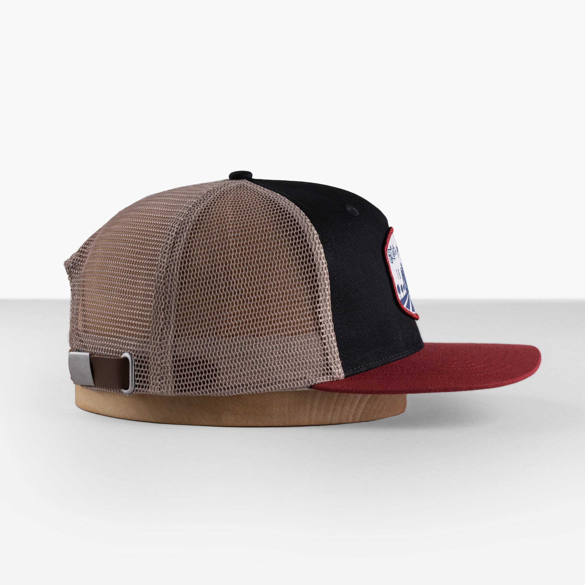 Black / Red